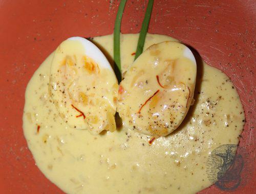 Eier mit safran-Sahne-Sauce